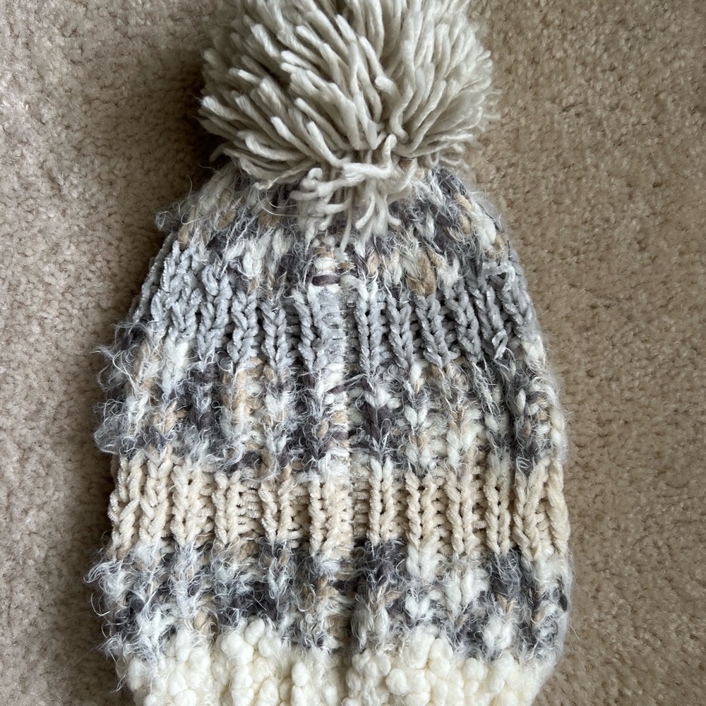 Chenille Knit Pom Pom Beanie